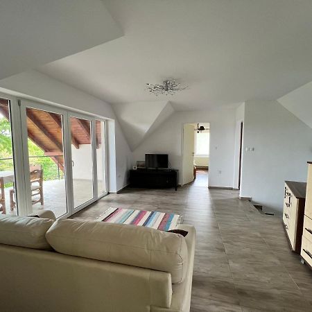 'New' Sunkissed Villa On The Old Hill Balatonalmadi Exterior photo