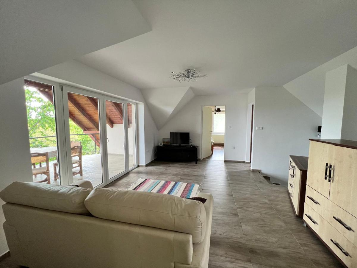 'New' Sunkissed Villa On The Old Hill Balatonalmadi Exterior photo
